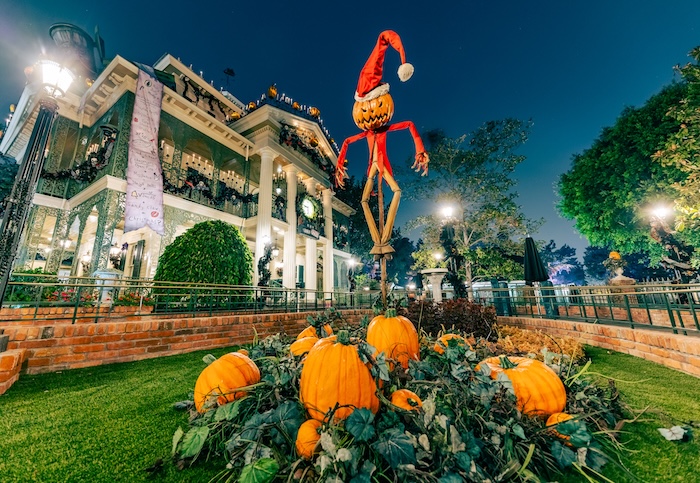 disneyland oogie boogie bash