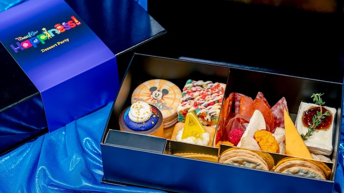 World of Color Happiness souvenir treat box