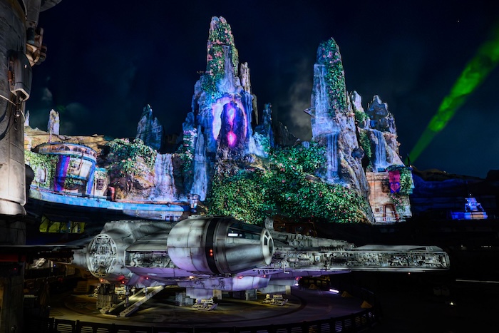 star wars where to eat at disneyland