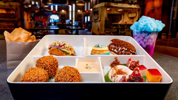 disneyland dining